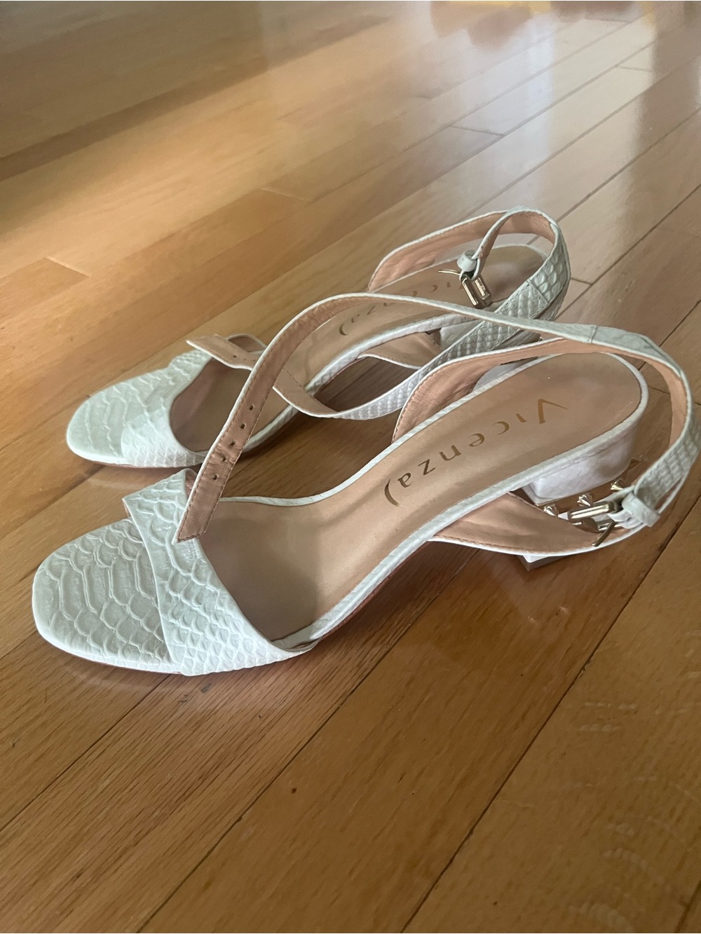 Italian leather White Textured Slingback Sandals